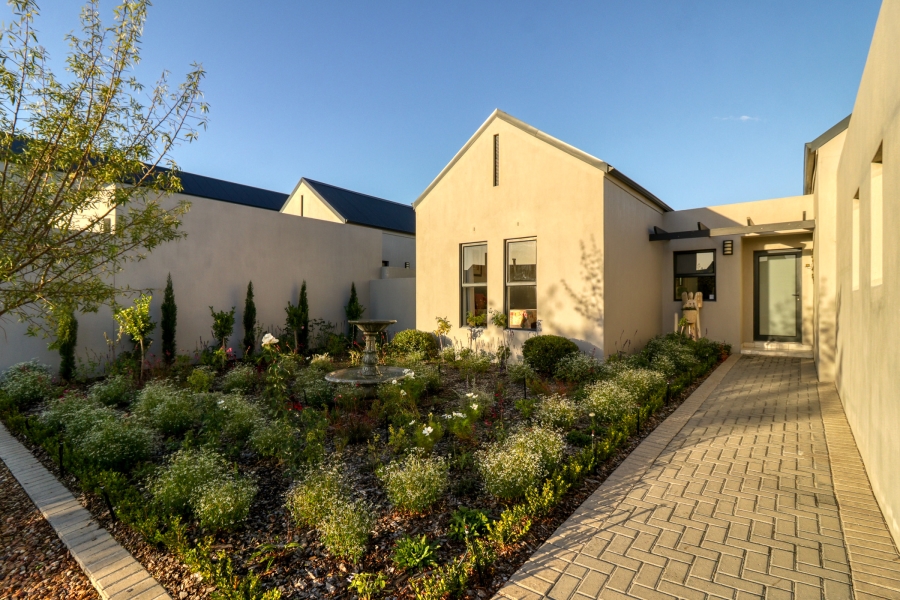3 Bedroom Property for Sale in Aan de Wijnlanden Western Cape